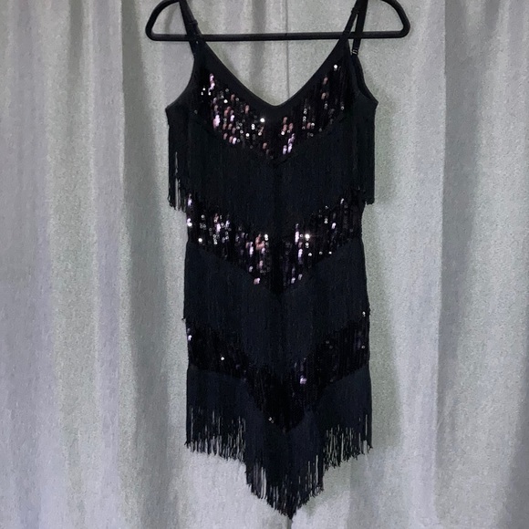 Leg Avenue Dresses & Skirts - Leg Avenue Flapper costume 1920’s style Black Dress with accessories included